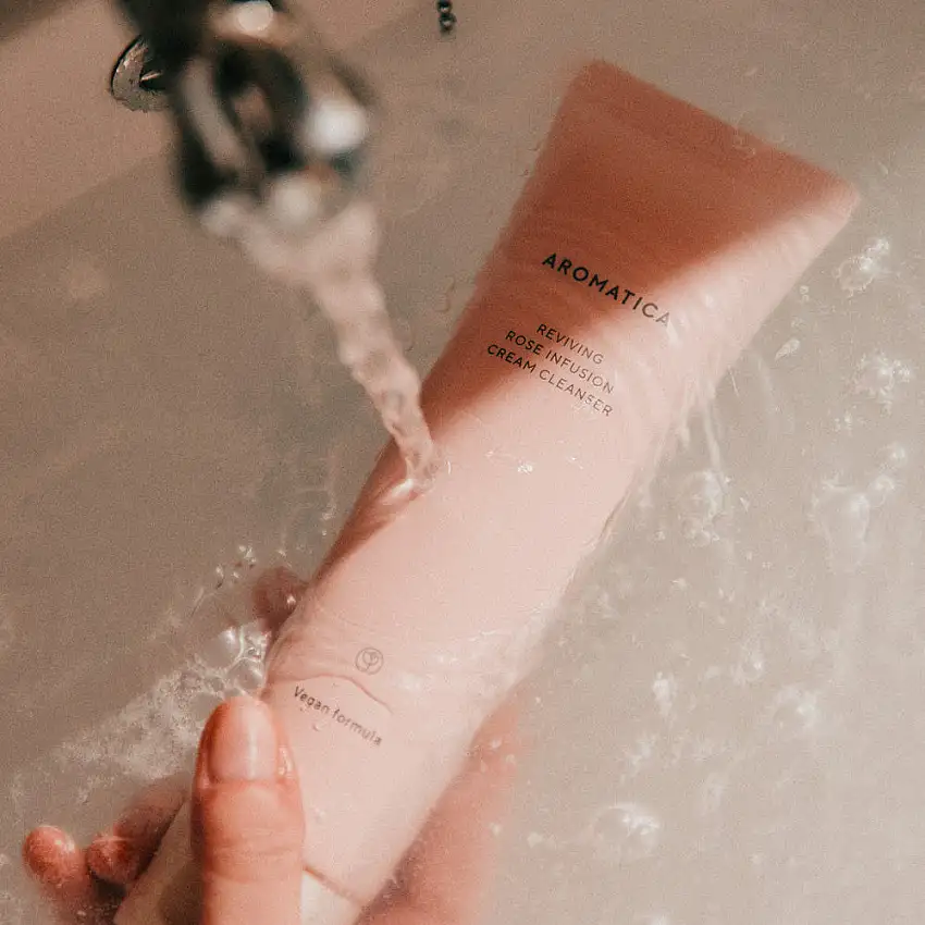 AROMATICA Reviving Rose Infusion Cream Cleanser 145ML